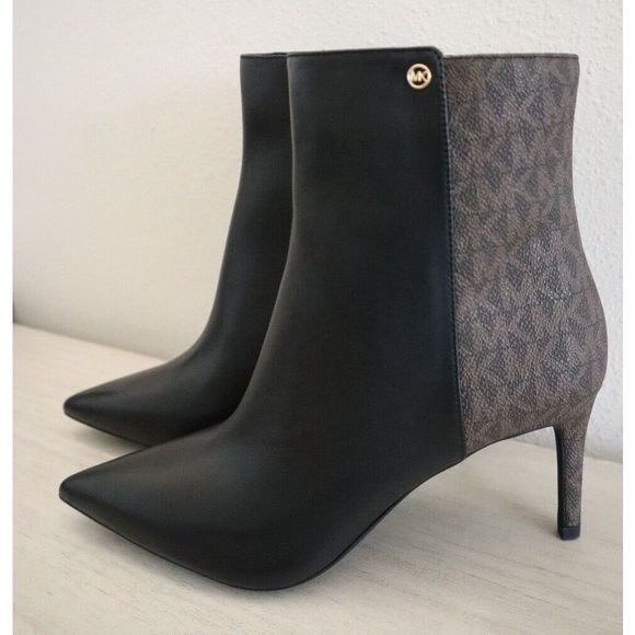Michael Kors Women Sz 7.5 Black/Brown Logo Print Alina Flex Leather Booties - Picture 3 of 12